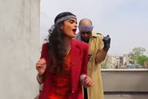 السجن والجلد لإيرانيين رقصوا في فيديو على اغنية "هابي"