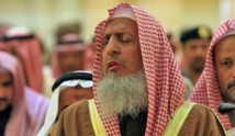 مفتي السعودية : تويتر مصدر "للاكاذيب والاباطيل" مفتي السعودية : تويتر مصدر "للاكاذيب والاباطيل"