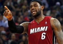 كليفلاند يحتفل بعودة "الابن الضال" ليبورن جيمس كليفلاند يحتفل بعودة "الابن الضال" ليبورن جيمس