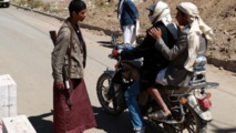 القوى السياسية اليمنية توقع اتفاقا لتشكيل "حكومة كفاءات" وتتعهد بدعمها القوى السياسية اليمنية توقع اتفاقا لتشكيل "حكومة كفاءات" وتتعهد بدعمها