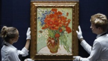 لوحة "مزهرية" لفان غوخ تباع بـ61.8 مليون دولار لوحة "مزهرية" لفان غوخ تباع بـ61.8 مليون دولار