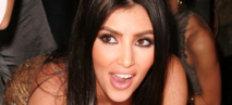مشكلة " تأشيرة " تحبط  كيم كارداشيان وتضطرها لالغاء رحلتها إلى الهند