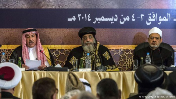 مؤتمر الأزهر يستنكر تهجيرَ المسيحيين و بطريرك الروم يصفه بـ"الحدث الأساسي" مؤتمر الأزهر يستنكر تهجيرَ المسيحيين و بطريرك الروم يصفه بـ"الحدث الأساسي"