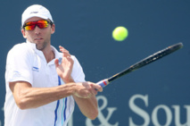 دورة الدوحة: العملاق كارلوفيتش يقصي ديوكوفيتش من ربع النهائي دورة الدوحة: العملاق كارلوفيتش يقصي ديوكوفيتش من ربع النهائي