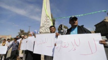 اليمنيون يحتشدون في عدة محافظات يمنية رفضاً لتواجد الحوثيين اليمنيون يحتشدون في عدة محافظات يمنية رفضاً لتواجد الحوثيين