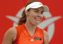 هينجيز تفوز بلقب أستراليا المفتوحة للزوجي المختلط بعد 20 عاما على مشاركاتها هينجيز تفوز بلقب أستراليا المفتوحة للزوجي المختلط بعد 20 عاما على مشاركاتها