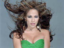 فيلم "ولد لعوب في الجوار" يعيد جنيفر لوبيز للشاشة الكبيرة فيلم "ولد لعوب في الجوار" يعيد جنيفر لوبيز للشاشة الكبيرة