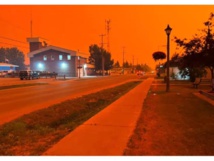 الحرائق دفعت لإصدار المزيد من أوامر الإخلاء، في وقت مبكر - قنا الحرائق دفعت لإصدار المزيد من أوامر الإخلاء، في وقت مبكر - قنا