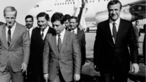 التعليق على الصورة، رفعت الأسد (الأول من اليمين) وعبد الحليم خدام (نائب الرئيس) والرئيس حافظ الأسد في صورة التقطت عام 1984 - غيتي ايمجز التعليق على الصورة، رفعت الأسد (الأول من اليمين) وعبد الحليم خدام (نائب الرئيس) والرئيس حافظ الأسد في صورة التقطت عام 1984 - غيتي ايمجز