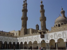 الأزهر: داعش خوارج وبغاة على ولاة الأمر قتالهم ودحرهم