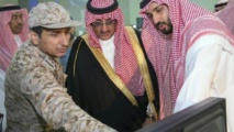 وزراء الخارجية العرب يتوافقون على إنشاء قوة عسكرية مشتركة وزراء الخارجية العرب يتوافقون على إنشاء قوة عسكرية مشتركة