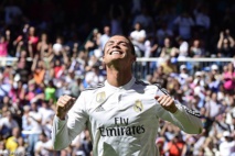 رونالدو ينقذ الريال من كمين فاليكانو وبرشلونة يسحق ألميريا برباعية ويعزز صدارته للدوري رونالدو ينقذ الريال من كمين فاليكانو وبرشلونة يسحق ألميريا برباعية ويعزز صدارته للدوري