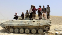 مسلحو القاعدة يسيطرون على مطار المكلا جنوب شرقي اليمن مسلحو القاعدة يسيطرون على مطار المكلا جنوب شرقي اليمن