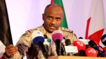 السلام في اليمن لا يزال بعيد المنال رغم وقف غارات "عاصفة الحزم" السلام في اليمن لا يزال بعيد المنال رغم وقف غارات "عاصفة الحزم"