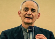 رئيس مجلس الأساقفة الإيطاليين، الكاردينال ماتّيو ماريا تزوپّي- آكي رئيس مجلس الأساقفة الإيطاليين، الكاردينال ماتّيو ماريا تزوپّي- آكي