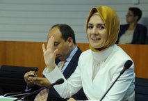 أول نائبة محجبة أول نائبة محجبة