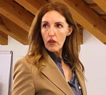 المستشارة الإقليمية للعمل والتدريب إيلينا دوناتسان- اكي المستشارة الإقليمية للعمل والتدريب إيلينا دوناتسان- اكي