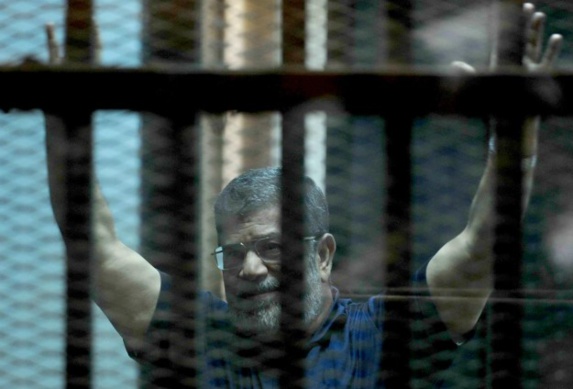 تأجيل النطق بالحكم على " محمد مرسي" إلى 16 يونيو تأجيل النطق بالحكم على " محمد مرسي" إلى 16 يونيو