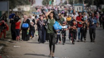 نازحون من غزة بمئات الالوف - غيتي