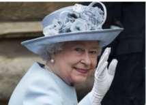 ملكة بريطانيا تحتفل بعيد ميلادها بمقر السفير البريطاني في برلين ملكة بريطانيا تحتفل بعيد ميلادها بمقر السفير البريطاني في برلين