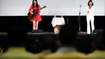 اليابان: فنانتان تغنيان للمساجين منذ 15 عاما