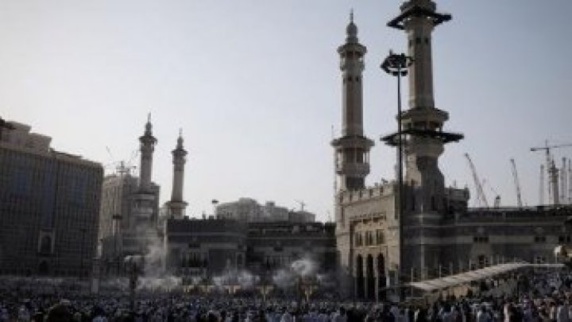 السجن والجلد لسعودي شيعي نظم صلاة الجمعة في منزله