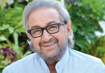 مصر تشيع اليوم نور الشريف الذي توفي بالقاهرة عن 74 عاما مصر تشيع اليوم نور الشريف الذي توفي بالقاهرة عن 74 عاما