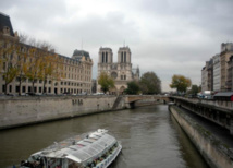 باريس تتمسك بتظاهرة "تل أبيب على ضفتي نهر السين" رغم الجدل