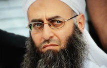 الأمن اللبناني يلقي القبض على أحمد الأسير في مطار بيروت الأمن اللبناني يلقي القبض على أحمد الأسير في مطار بيروت