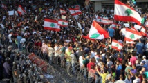 عشرات آلاف اللبنانيين يتظاهرون ضد عجز الطبقة السياسية وفسادها