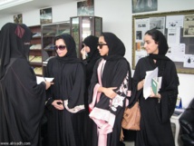 السعوديات يبدأن بتقديم ترشيحهن لانتخابات المجالس البلدية السعوديات يبدأن بتقديم ترشيحهن لانتخابات المجالس البلدية