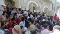 "مانيش مسامح"..حركة تونسية ضد الحكومة وقانون المصالحة    