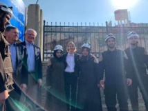 الخوذ البيض عند معبر باب الهوى الخوذ البيض عند معبر باب الهوى