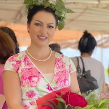 المذيعة صفاء احمد قتيلة الغارة الاسرائيلية- الاخبارية - فيسبوك المذيعة صفاء احمد قتيلة الغارة الاسرائيلية- الاخبارية - فيسبوك