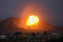12 غارة جوية للتحالف العربي تستهدف مواقع للحوثيين بصنعاء 12 غارة جوية للتحالف العربي تستهدف مواقع للحوثيين بصنعاء