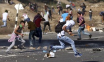 شبان وفتية فلسطينيون خذلتهم الحياة على خط المواجهة مع اسرائيل شبان وفتية فلسطينيون خذلتهم الحياة على خط المواجهة مع اسرائيل