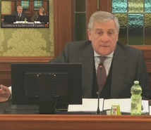 وزير الخارجية الإيطالي أنطونيو تاياني وزير الخارجية الإيطالي أنطونيو تاياني