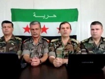 ضباط منشقون : التعاون ممكن مع الجيش السوري بعد رحيل الاسد ضباط منشقون : التعاون ممكن مع الجيش السوري بعد رحيل الاسد
