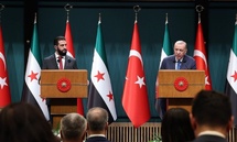 الرئيس السوري للمرحلة الانتقالية أحمد الشرع ونظريه التركي رجب طيب أردوغان خلال مؤتمر صحفي بأنقرة - 4 من شباط 2025 (الأناضول) الرئيس السوري للمرحلة الانتقالية أحمد الشرع ونظريه التركي رجب طيب أردوغان خلال مؤتمر صحفي بأنقرة - 4 من شباط 2025 (الأناضول)