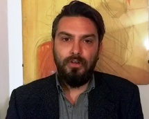 زعيم كتلة حركة خمس نجوم في مجلس النواب، ريكّاردو ريتشاردي زعيم كتلة حركة خمس نجوم في مجلس النواب، ريكّاردو ريتشاردي