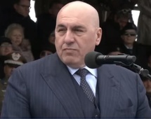 وزير الدفاع الإيطالي غويدو كروزيتّو- اكي وزير الدفاع الإيطالي غويدو كروزيتّو- اكي