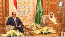 الملك سلمان يأمر بتوفير احتياجات مصر من النفط لمدة 5 سنوات الملك سلمان يأمر بتوفير احتياجات مصر من النفط لمدة 5 سنوات
