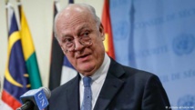 دي ميستورا يلتقي في الرياض ممثلين للمعارضة السورية دي ميستورا يلتقي في الرياض ممثلين للمعارضة السورية