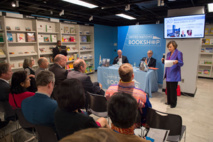 كتاب "حصانة الرؤساء"..ينضم الى قائمة الكتب الاكثر تداولا بمكتبة الامم المتحدة كتاب "حصانة الرؤساء"..ينضم الى قائمة الكتب الاكثر تداولا بمكتبة الامم المتحدة