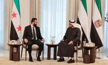 الرئيس السوري أحمد الشرع يلتقي نظيره الإماراتي محمد بن زايد في أبو ظبي خلال زيارته الأولى إلى الإمارات - 13 نيسان 2025 (رئاسة الجمهورية العربية السورية) الرئيس السوري أحمد الشرع يلتقي نظيره الإماراتي محمد بن زايد في أبو ظبي خلال زيارته الأولى إلى الإمارات - 13 نيسان 2025 (رئاسة الجمهورية العربية السورية)
