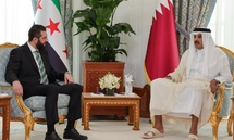الرئيس السوري يلتقي أمير قطر في الدوحة - 15 نيسان 2025 (رئاسة الجمهورية العربية السورية) الرئيس السوري يلتقي أمير قطر في الدوحة - 15 نيسان 2025 (رئاسة الجمهورية العربية السورية)
