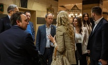 النائب الأمريكي مارلين ستوتزمان العضو الجمهوري في الكونجرس يزور دمشق- 18 نيسان 2025 (نيويورك تايمز) النائب الأمريكي مارلين ستوتزمان العضو الجمهوري في الكونجرس يزور دمشق- 18 نيسان 2025 (نيويورك تايمز)