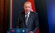 الرئيس التركي رجب طيب أردوغان خلال مؤتمر صحفي مع رئيسة الوزراء الإيطالية جورجيا ميلوني في العاصمة الإيطالية روما- 29 من نيسان 2025 (رويترز/ريمو كاسيلي) الرئيس التركي رجب طيب أردوغان خلال مؤتمر صحفي مع رئيسة الوزراء الإيطالية جورجيا ميلوني في العاصمة الإيطالية روما- 29 من نيسان 2025 (رويترز/ريمو كاسيلي)