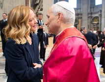 البابا ليون الرابع عشر ورئيسة الوزراء الإيطالية جورجا ميلوني- اكي البابا ليون الرابع عشر ورئيسة الوزراء الإيطالية جورجا ميلوني- اكي