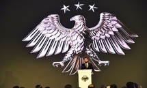 الرئيس السوري للمرحلة الانتقالية أحمد الشرع خلال حفل إشهار الهوية البصرية السورية الجديدة - 3 تموز 2025 (سانا) الرئيس السوري للمرحلة الانتقالية أحمد الشرع خلال حفل إشهار الهوية البصرية السورية الجديدة - 3 تموز 2025 (سانا)